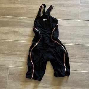 Speedo Pure intent open back size 23